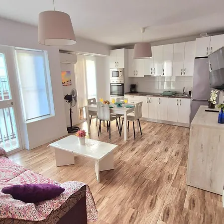 Apartamento Piso Segunda Línea De Playa *